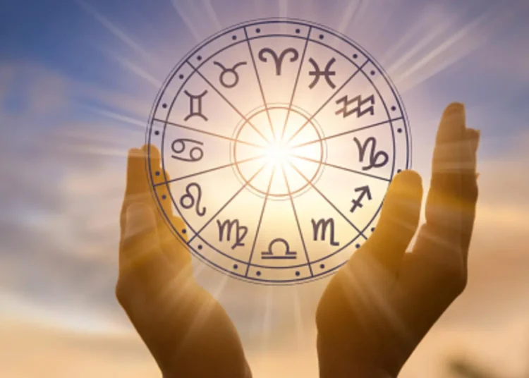 HOROSCOP 5 martie: Capricornii pot primi o mărire de salariu, iar Peștii vor avea parte de o surpriză plăcută