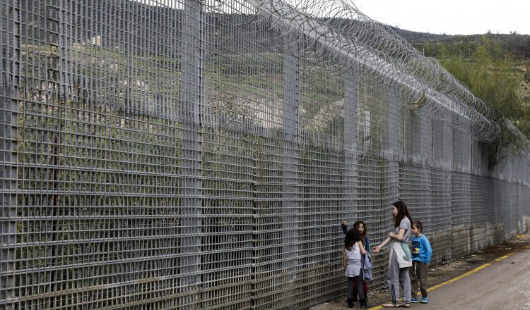 Israelul va construi un gard uriaș de 425 de kilometri la granița cu Iordania. La cât se ridică costurile proiectului