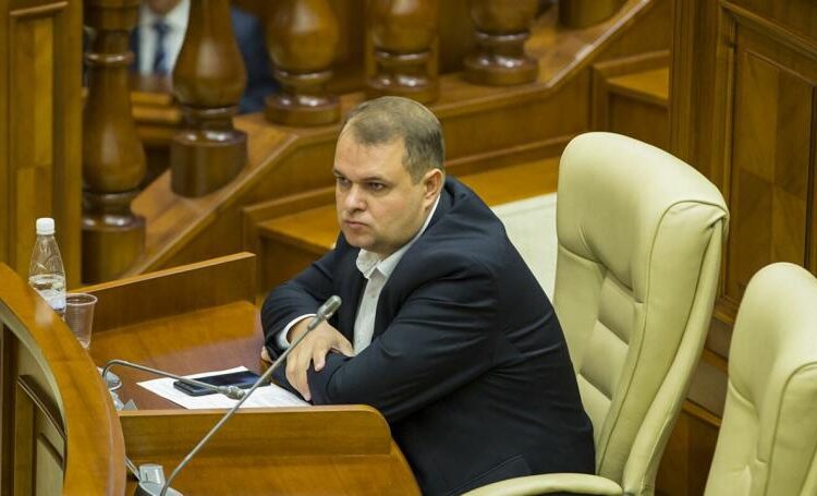 SIS confirmă! Deputatul din Bălți, Alexandr Nesterovschi, a fost dus în stânga Nistrului cu o mașină a Ambasadei Federației Ruse