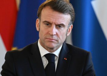 Emmanuel Macron va ţine diseară un discurs adresat naţiunii despre situaţia internaţională actuală. „E un moment de mare incertitudine”