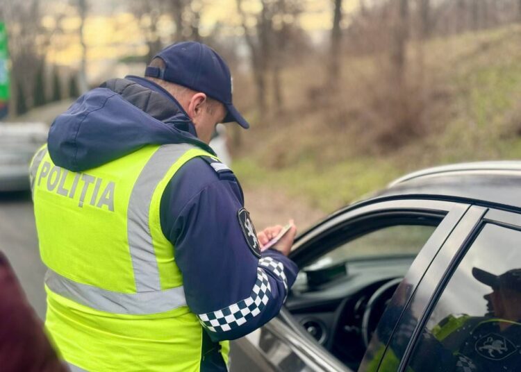 Nici un weekend fără șoferi trași pe dreapta. Câți dintre ei au urcat băuți la volan