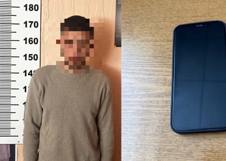 A cerut să facă un apel și a fugit cu tot cu telefon. Un tânăr din Florești, reținut