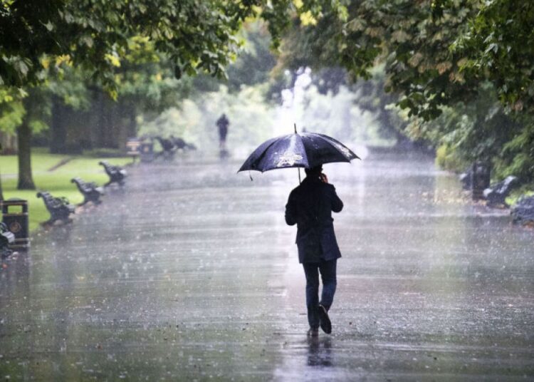 Weekend răcoros și ploios în nordul țării