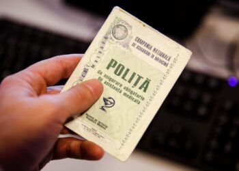 Cetățenii mai pot cumpăra doar astăzi polița de asigurare medicală cu reducere