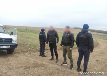 Doi ucraineni, depistați la frontieră după ce au trecut ilegal granița în Moldova