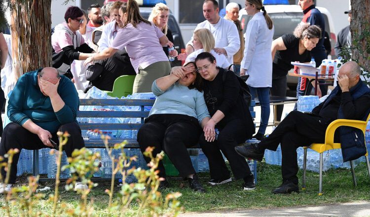 Șapte zile de doliu național în Macedonia de Nord, după incendiul din clubul de noapte. 15 persoane au fost reținute