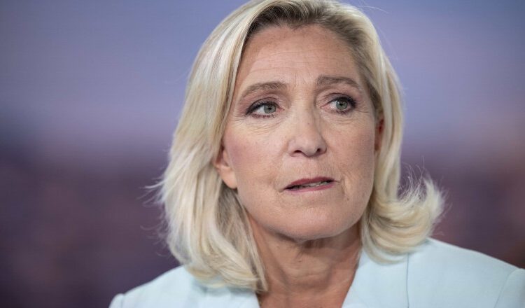 Lidera extremei drepte din Franța, condamnată la patru ani de închisoare. Marine Le Pen, scoasă din cursa pentru alegerile prezidențiale