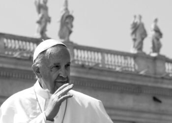 Astăzi, lumea întreagă își ia adio de la Papa Francisc. Ce se întâmplă în Vatican