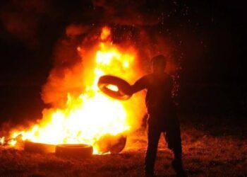 Arderea anvelopelor este nocivă și strict interzisă. Riscați amenzi!