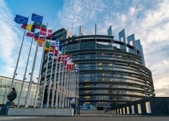UE prelungește sancțiunile împotriva a 16 persoane care amenință securitatea Moldovei