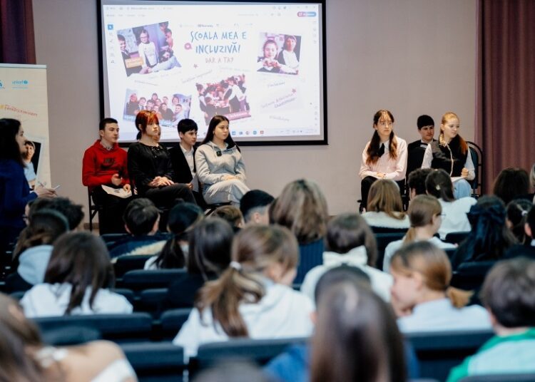 Teatru social în școlile din R. Moldova. Un pas spre o educație incluzivă, fără discriminare sau bullying