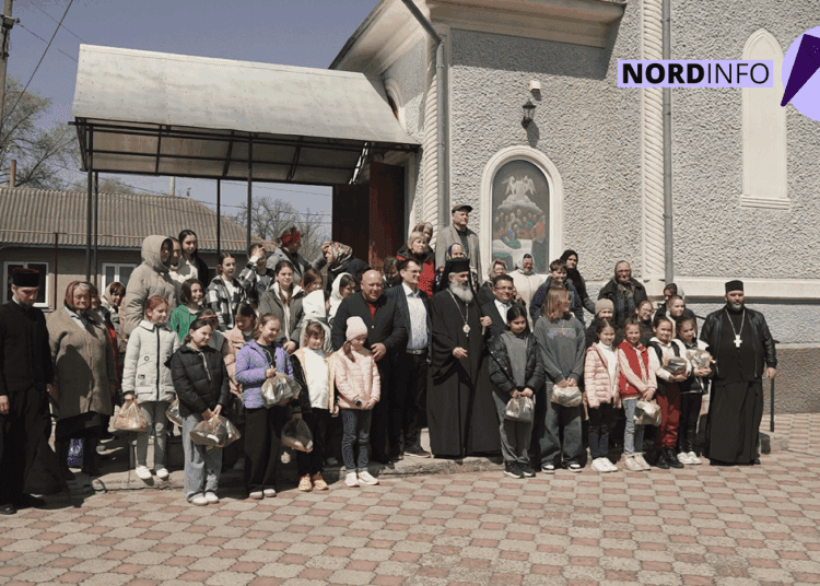 VIDEO // Ajutor de peste Prut. În ajun de Paști, peste 3.000 de persoane din nordul R. Moldova au primit haine și încălțăminte