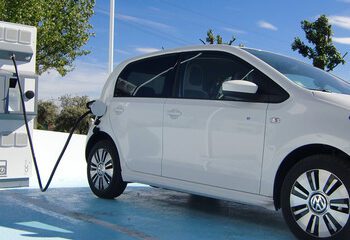 Moldova trece, treptat, la transportul ecologic