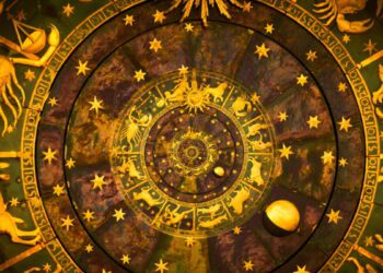 HOROSCOP 10 aprilie. Săgetătorii vor primi ajutorul celor dragi pentru a depăși dificultățile, iar Taurii riscă să se suprasolicite