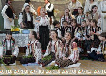 Patru decenii de folclor autentic cu Studioul folcloric „Iedera” din cadrul CRCT „Artico” Șezătoare de Florii