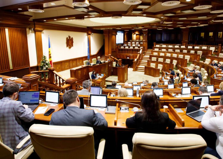 Pe 28 septembrie vom ieși la vot pentru a alege un nou Parlament