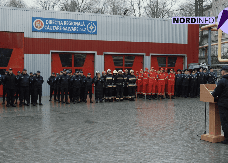 VIDEO // Ei luptă cu focul pentru a salva vieți. La Bălți a fost marcată Ziua Salvatorului