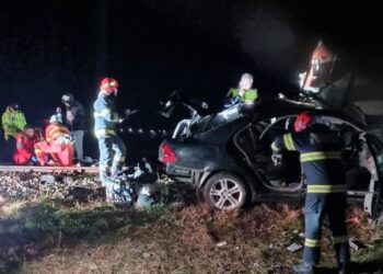 Accident cu implicarea unui tren în România. Sunt victime