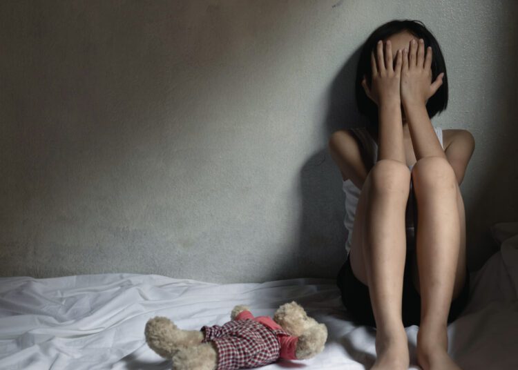 Un bărbat din nordul țării și-a violat fiica de doar 7 ani. A fost condamnat la 21 de ani de închisoare