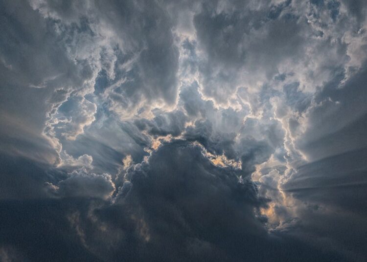 Schimbarea subtilă a vremii. Ce transmit meteorologii
