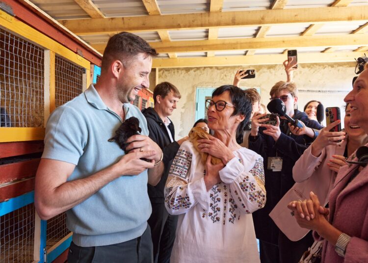 FOTO // Emilian Crețu a avut oaspeți importanți la Negureni: comisara europeană pentru extindere, Marta Kos și ambasadorul UE la Chișinău, Janis Mazeiks