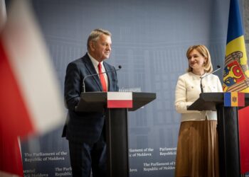 Moldova, sprijinită de Polonia pe drumul spre UE. Parlamentarii celor două țări au semnat o declarație comună