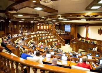 Egalitate de șanse între bărbați și femei. Atenționările CEC, cu privire la parlamentarele din toamnă