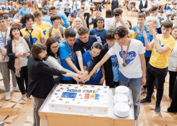 FOTO // Finala EuroQuiz 2025: Trei echipe câștigătoare vor merge la Bruxelles