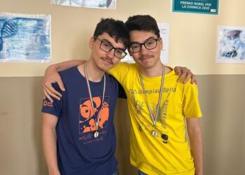 Doi tineri originari din R. Moldova au obținut medaliile de aur la Olimpiada Națională de Matematică din Italia