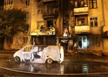 Atac masiv cu drone în Harkov, 47 de persoane au fost rănite. Zelenski: „Rusia loveşte când ucrainenii îşi culcă copiii”