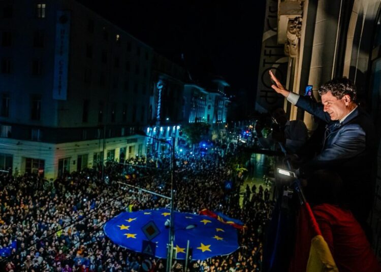 Nicușor Dan, noul președinte al României: „E victoria voastră. Nu uitați niciodată forța de care ați dat dovadă!”