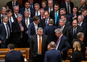 Partidul lui Viktor Orban propune o lege ca în Rusia pentru a controla societatea civilă
