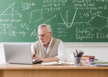 Vârsta medie în sistemul educației din Moldova este 50 de ani. Dan Perciun: Sistemul nu întinerește