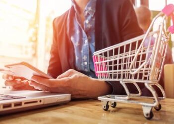 Faci cumpărături online? Vezi ce drepturi au consumatorii din R. Moldova
