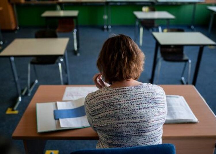 Profesorii care au participat la instruiri în Rusia, identificați. Au fost și grupuri de elevi