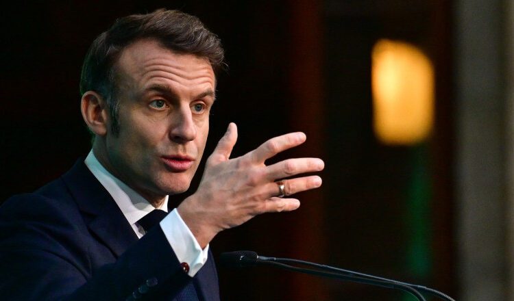 Emmanuel Macron, după propunerea la negocieri directe a lui Putin: „O primă mișcare, dar insuficientă”