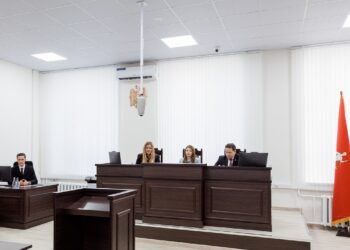 FOTO // Justiție la un click distanță. Prima e-Sală de judecată din țară a fost deschisă la Bălți