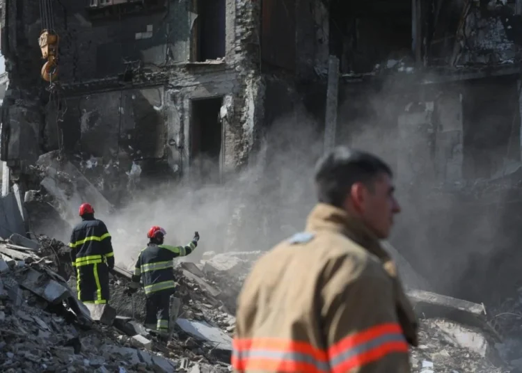 Orașul Harkov a fost din nou ținta unor atacuri intense din partea Rusiei. Zelenski: „Zeci de oameni au fost răniți într-o singură zi. Din păcate, există victime”