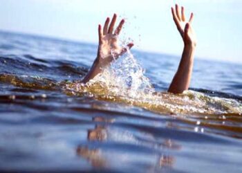 Un adolescent de 17 ani s-a înecat, iar corpul lui încă nu a fost găsit