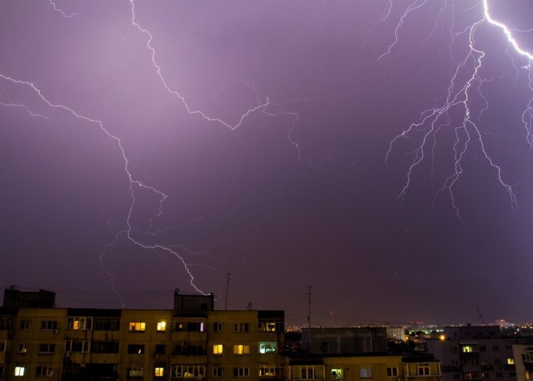 Vreme extremă în nordul republicii. Furtuni, vânt puternic și schimbări bruște de temperatură