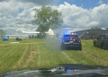 Un avion cu 20 de persoane la bord s-a prăbușit în statul american Tennessee