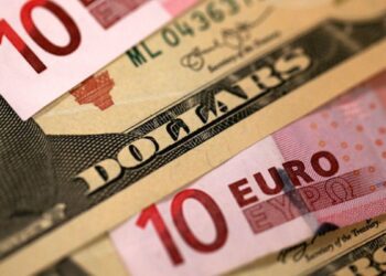 BNM anunță noi creșteri pentru dolar și euro – vezi cât costă azi