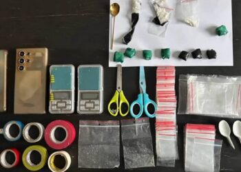 Patru persoane, documentate pentru trafic și consum de droguri în sectorul Buiucani