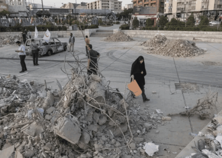 SUA au bombardat trei instalații nucleare ale Iranului