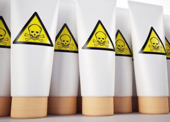 Produse cosmetice cu risc pentru sănătate. ANSP le retrage din mai multe magazine din țară