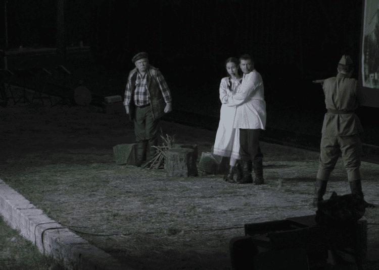 Actorii din Bălți merg la Butuceni cu spectacolul în aer liber „Tema pentru acasă”