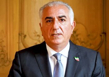 „Liderul nostru se ascunde într-un buncăr ca un şobolan”. Prințul moștenitor al Iranului cere răsturnarea regimului ayatolahilor