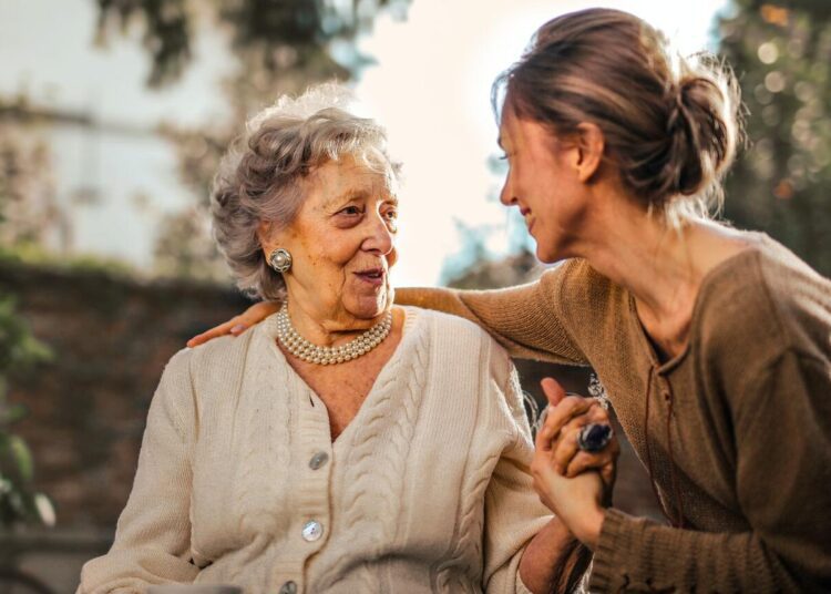 Din 1 iulie, vârsta de pensionare pentru femei crește cu jumătate de an