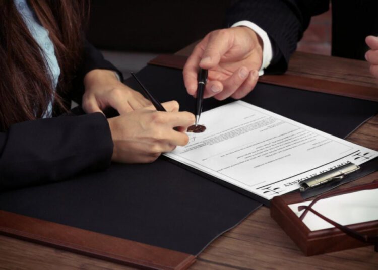 Au obținut fraudulos un apartament și vor sta în închisoare. Trei persoane, obligate să achite peste 1,3 milioane de lei