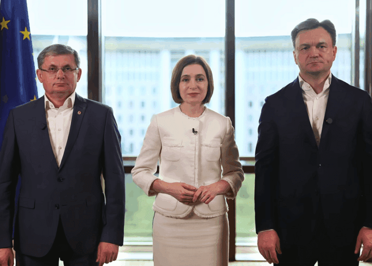 VIDEO // Conducerea țării, mesaj comun de Ziua Constituției: „Să fim uniți, să ne apărăm libertatea și democrația”